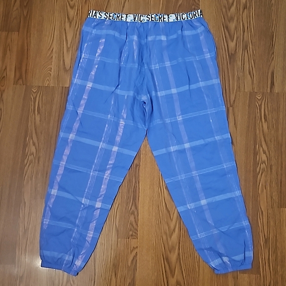 Victoria's Secret PINK Plaid Floral Pajama Pants/ L - Picture 5 of 8